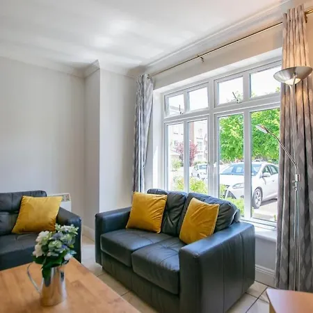 89 - Spacious Townhouse By Shortstays Casa vacanze *